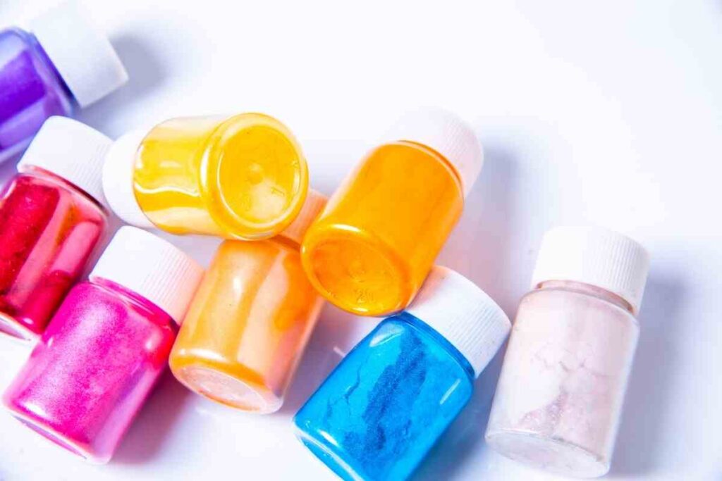 How to add color to cold process soap?